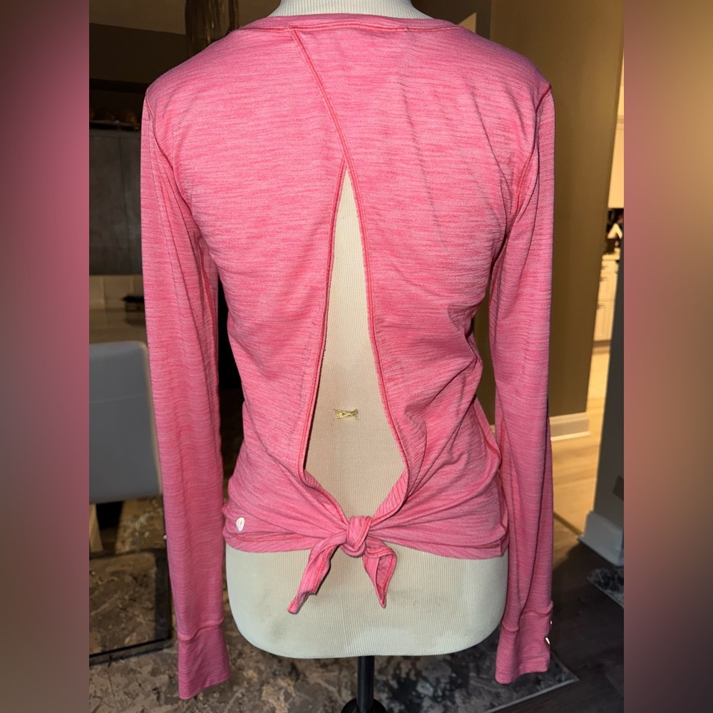 Lululemon Tie Open Back Long Sleeve Shirt Coral, size XSmall-Small